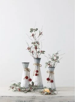 Sullivans Artificial Leaves And Berry Pick